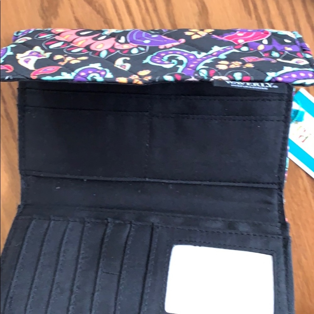 Wallets - Picture 2 of 4